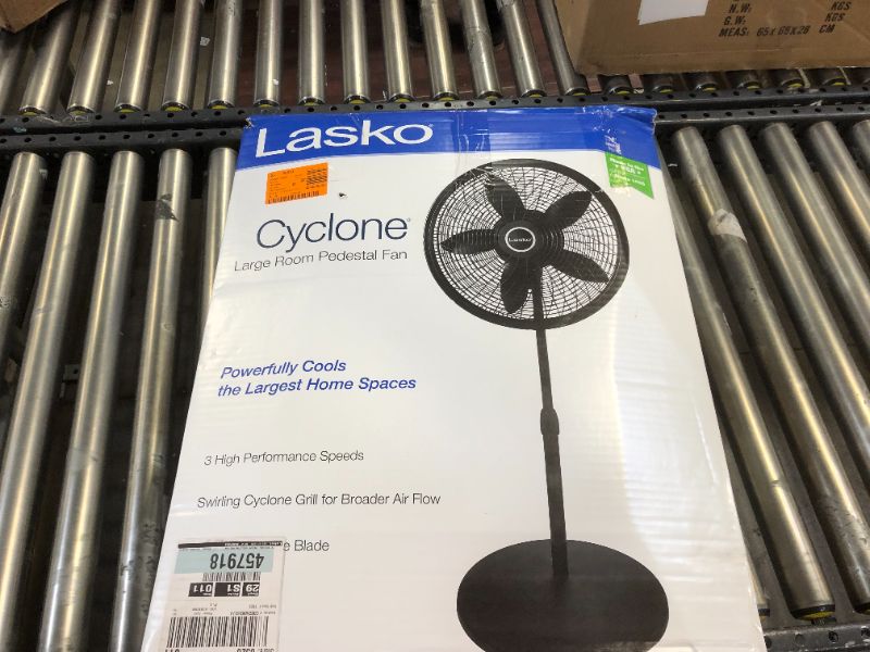 Photo 4 of Cyclone Adjustable-Height 18 in. 3 Speed Black Oscillating Pedestal Fan