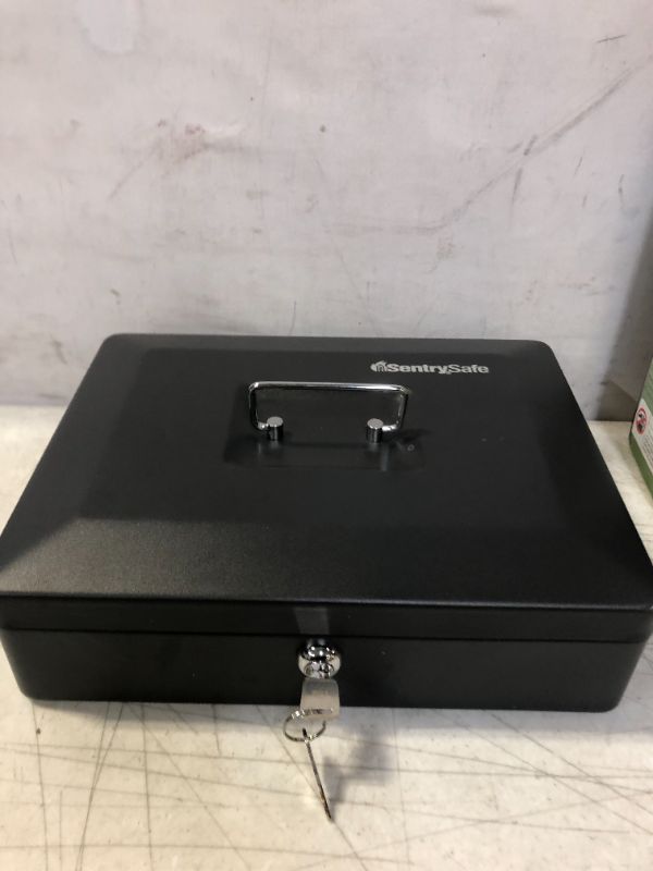 Photo 3 of Sentry Safe Cb12enghro Cash Box, Steel