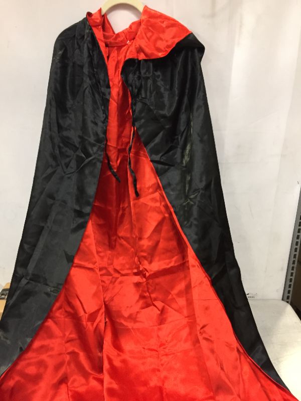 Photo 1 of COSTUME CAPE XL