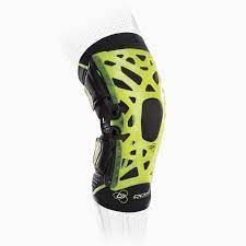 Photo 1 of DONJOY PERFORMANCE KNEE BRACE SIZE MEDIUM