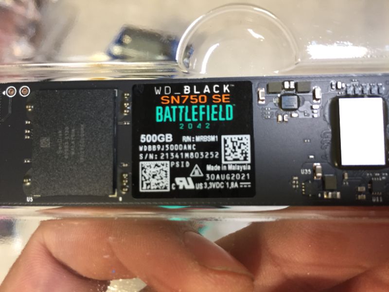 Photo 1 of WD_BLACK 500GB SN750 SE NVMe SSD with Battlefield 2042 Game Code Bundle - Gen4 PCle, Internal Gaming SSD Solid State Drive, M.2 2280, Up to 3,600 MB/s - WDBB9J5000ANC-NRSN
