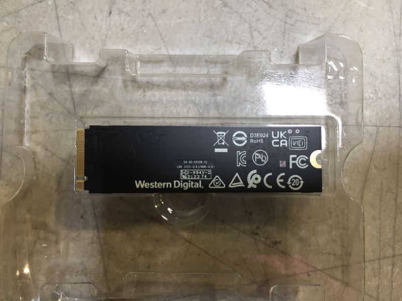 Photo 2 of WD_BLACK 500GB SN750 SE NVMe SSD with Battlefield 2042 Game Code Bundle - Gen4 PCle, Internal Gaming SSD Solid State Drive, M.2 2280, Up to 3,600 MB/s - WDBB9J5000ANC-NRSN
