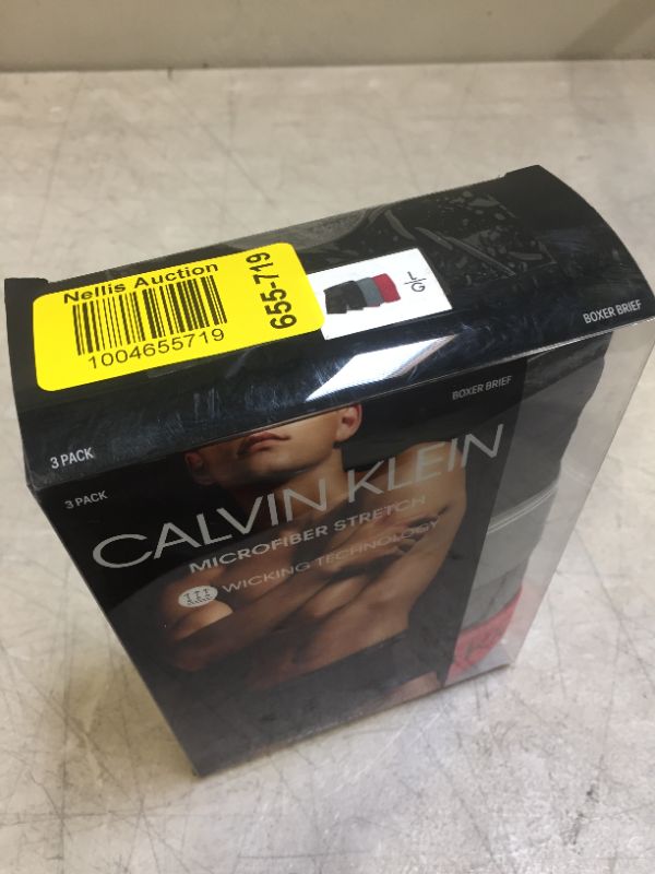 Photo 1 of Calvin Klein Men's 3-Pack Microfiber Stretch Boxer Briefs Large 
