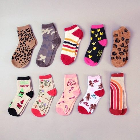 Photo 1 of 10pk Adult Socks Holiday/Retro Bundle - Bullseye's Playground