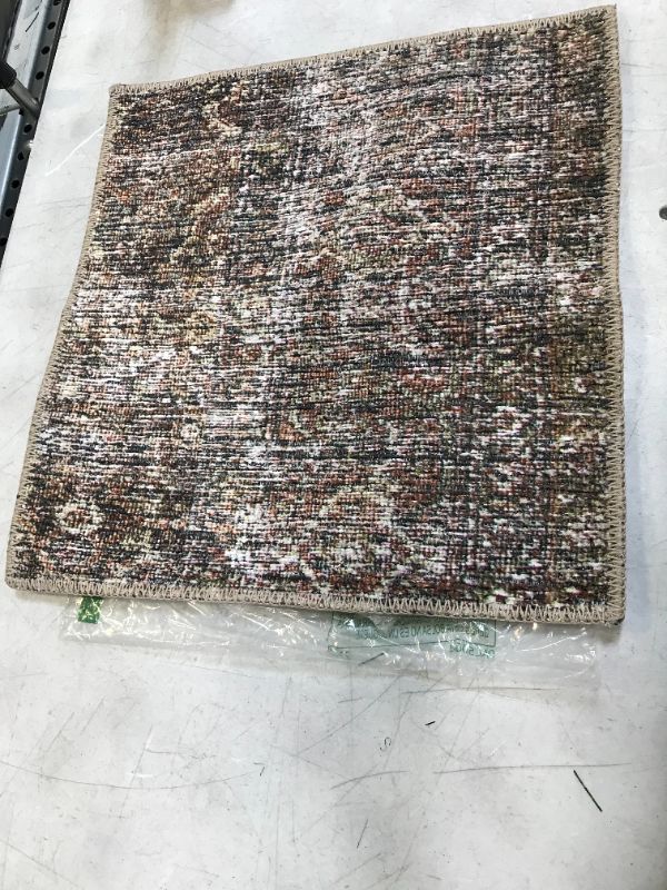 Photo 1 of 18x18 inch area rug