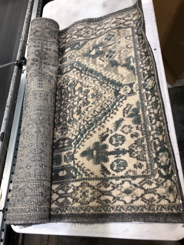 Photo 1 of Area Rug 3x5 ft