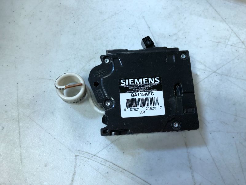 Photo 2 of Siemens Circuit Breaker Arc Fault 15 Amp 120 V Cd
