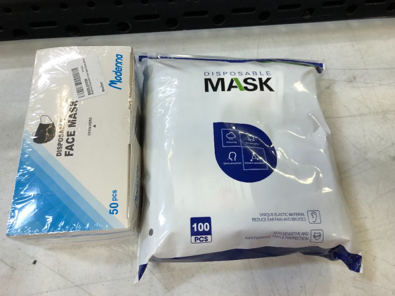 Photo 1 of 150 disposable masks