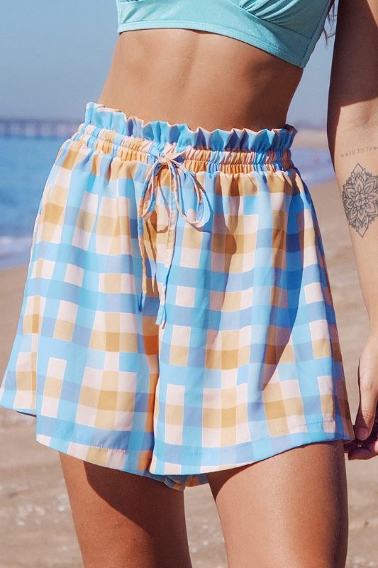 Photo 1 of CUPSHE Janae Plaid Elastic Waist Shorts (M)
