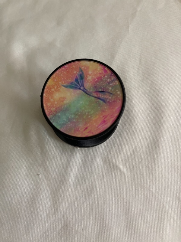 Photo 1 of PHONE POP SOCKET 