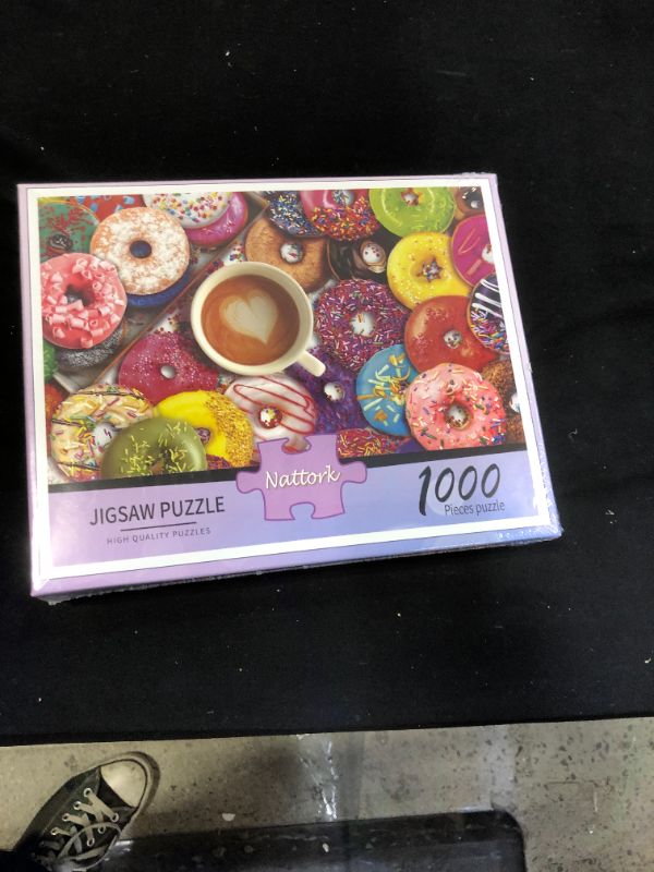 Photo 1 of 1000 Piece 27x20 Jig Saw Puzzle