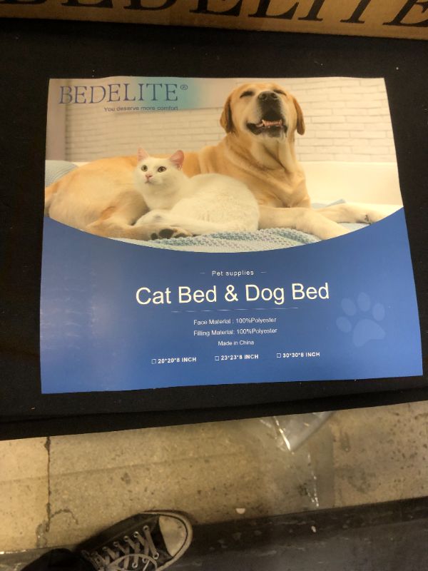 Photo 1 of Bed Elite Pet Bed 23x23 in 