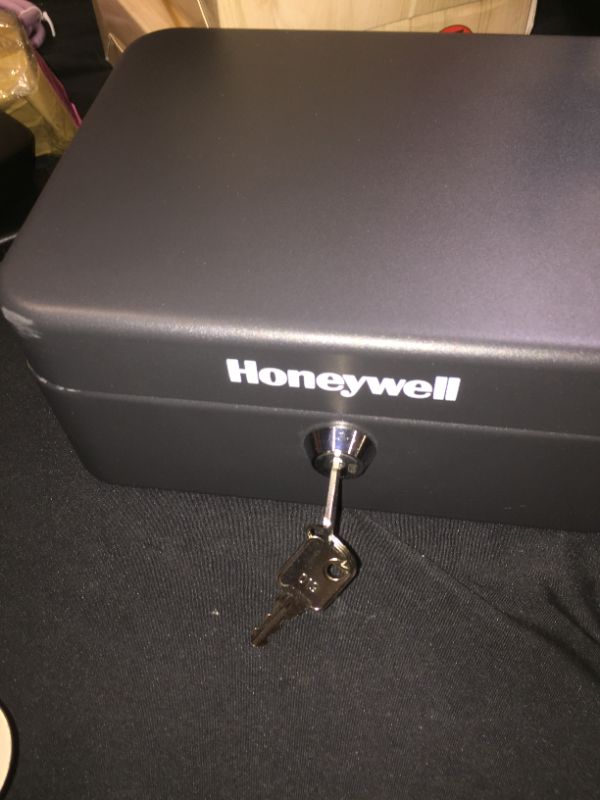 Photo 3 of Honeywell 6111 Convertible Steel Cash & Key Box