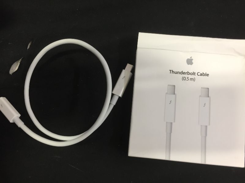 Photo 2 of Apple Thunderbolt Cable MD862LL/A, White , 0.5 m