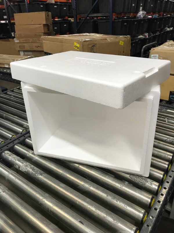 Photo 2 of Polar Tech 266C Thermo Chill Insulated Carton with Foam Shipper