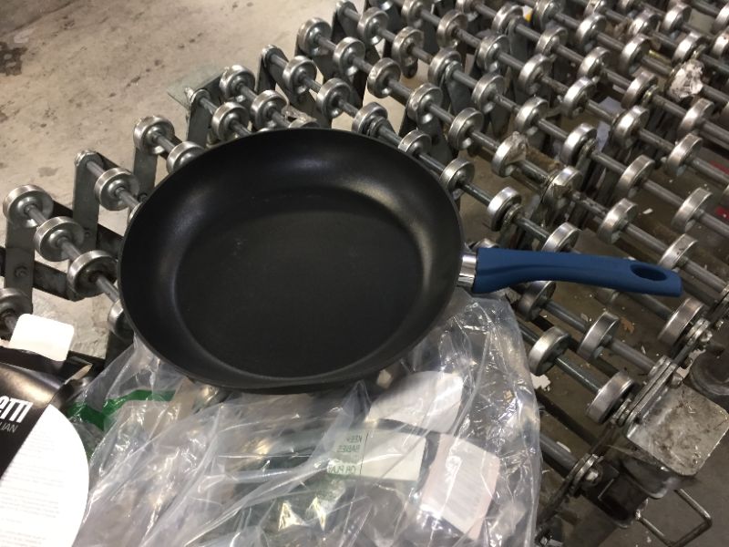 Photo 1 of BRADSHAW INTERNATIONAL 07442 Bialetti Simple 12 Pan