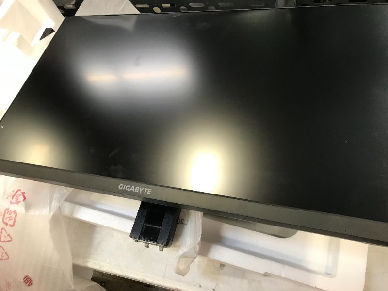 Photo 6 of SOLD FOR PARTS ---USED---Gigabyte M27Q 27" KVM FreeSync 170 Hz QHD HDR IPS Gaming Monitor