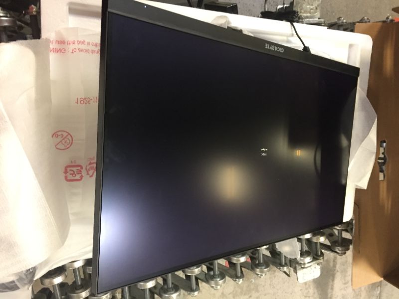 Photo 4 of SOLD FOR PARTS ---USED---Gigabyte M27Q 27" KVM FreeSync 170 Hz QHD HDR IPS Gaming Monitor