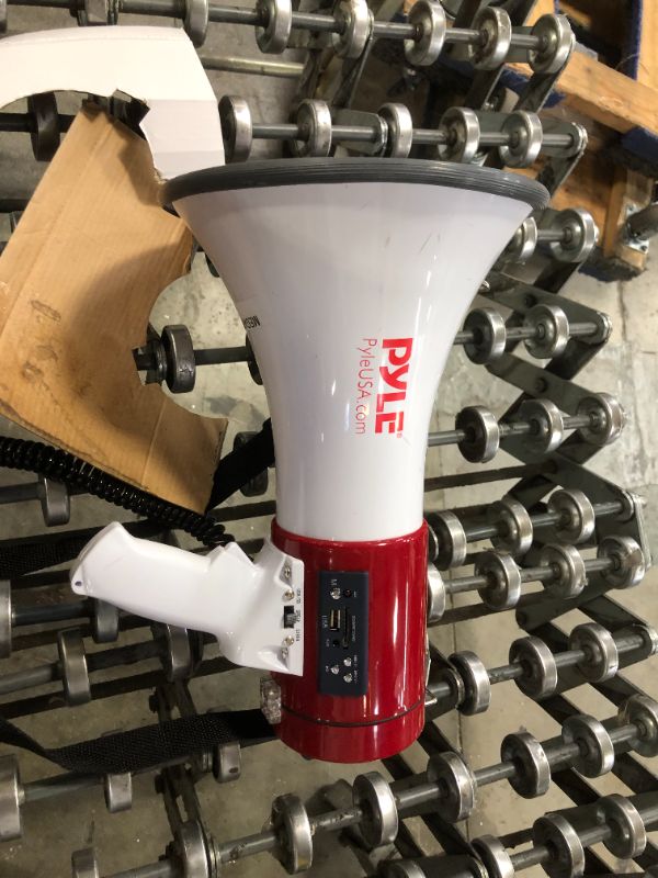 Photo 3 of Pyle Megaphone 50-Watt Siren Bullhorn - Bullhorn Speaker w/ Detachable Microphone, Portable Lightweight Strap & Rechargeable Battery - Professional Outdoor Voice for Police & Cheerleading - PMP57LIA
