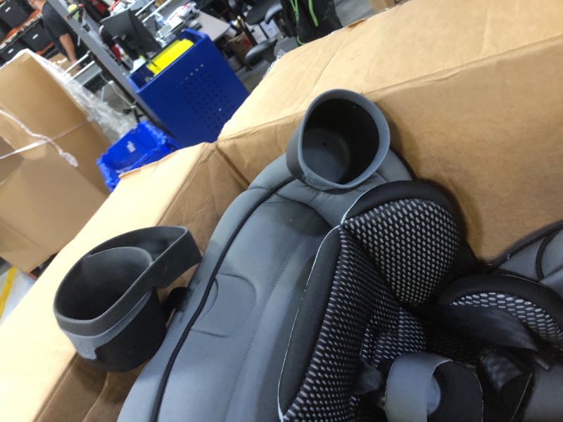 Photo 5 of Evenflo EveryFit 4-in-1 Convertible Car Seat
