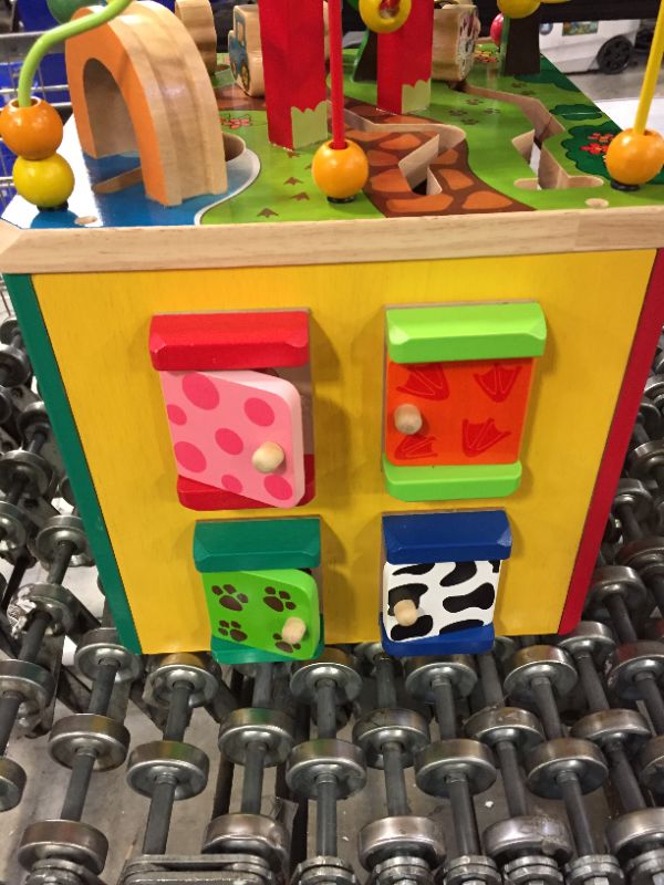 Photo 5 of Battat Wooden Activity Cube Discover Farm Animals Activity Center for Kids 1 year +
