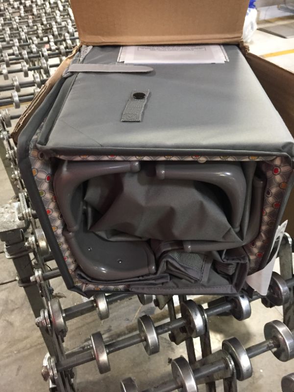 Photo 1 of Graco Pack 'n Play Playard On The Go, Pasadena