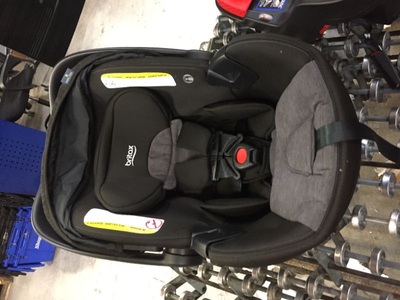 Photo 2 of Britax B-Safe Gen2 Flex Fit Infant Car Seat
