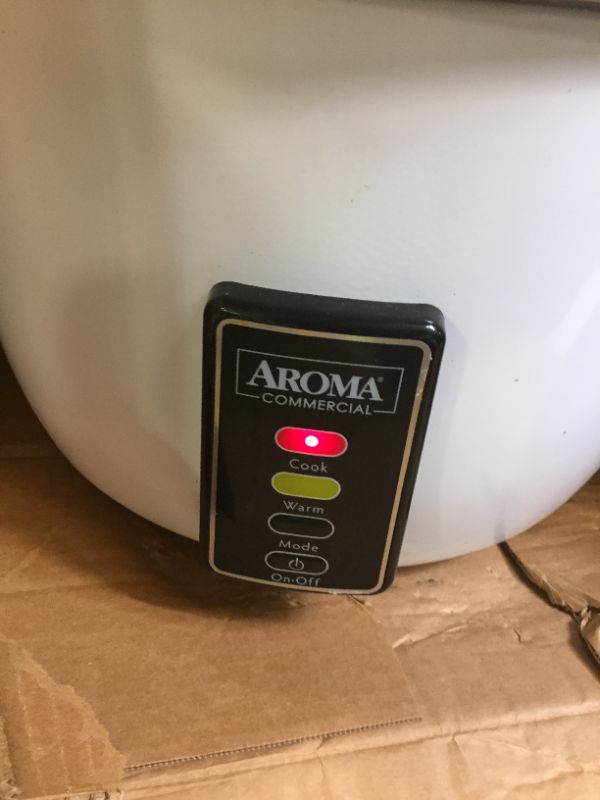 Photo 3 of Aroma ARC-1033E 60-Cup Commerical Electronic Rice Cooker, White