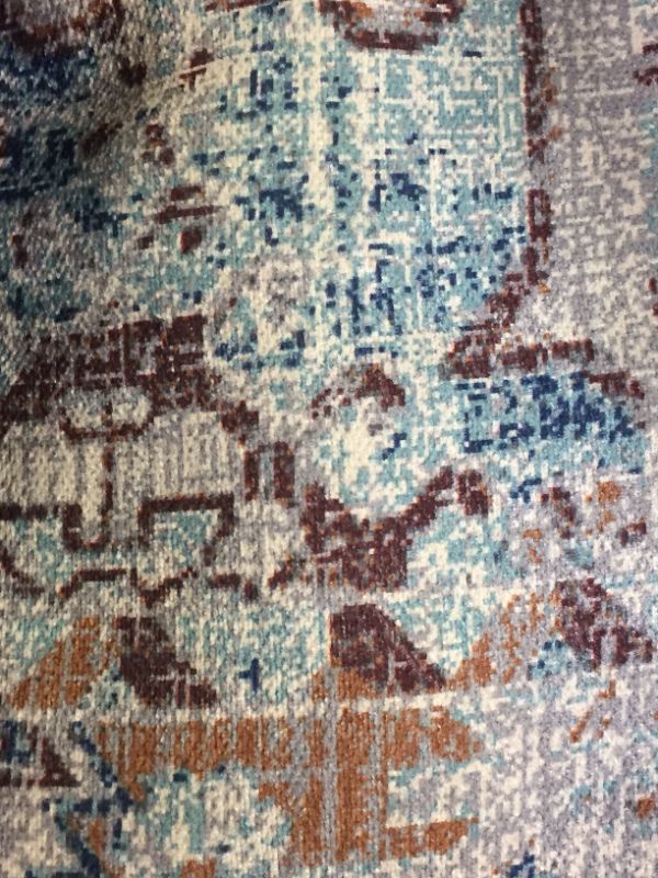 Photo 1 of 7 1/2' x10' area rug