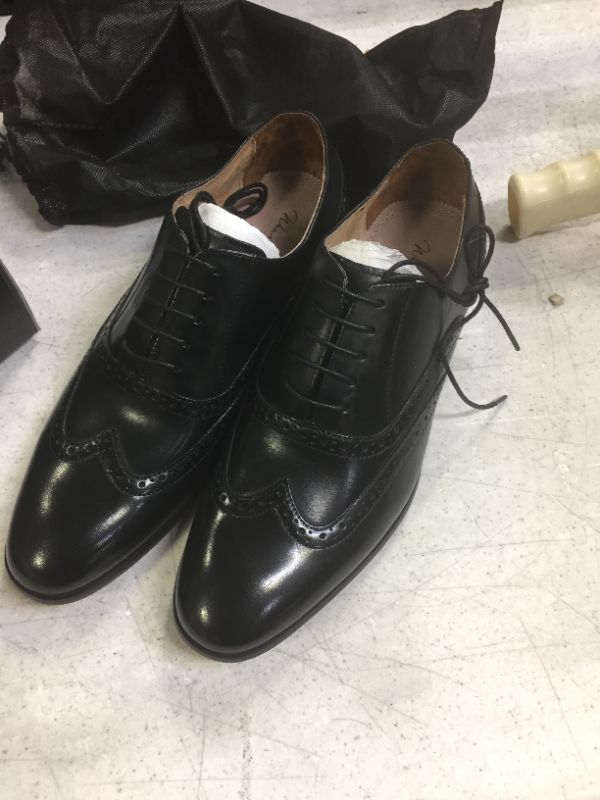Photo 1 of  8.5 mens dress shoes