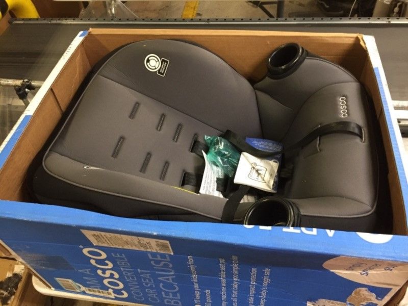 Photo 2 of Cosco Apt 50 Convertible Car Seat (Black Arrows)