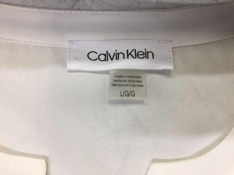 Photo 4 of Calvin Klein Women's Career Blouse size large 
