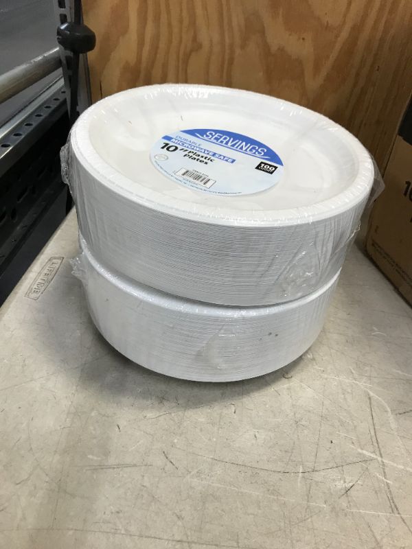 Photo 2 of 200 ct of  generic microwave safe paper plates