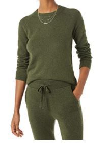 Photo 1 of Amazon Essentials Women's Classic-fit Soft-Touch Long-Sleeve Crewneck Sweater
SIZE XXL
