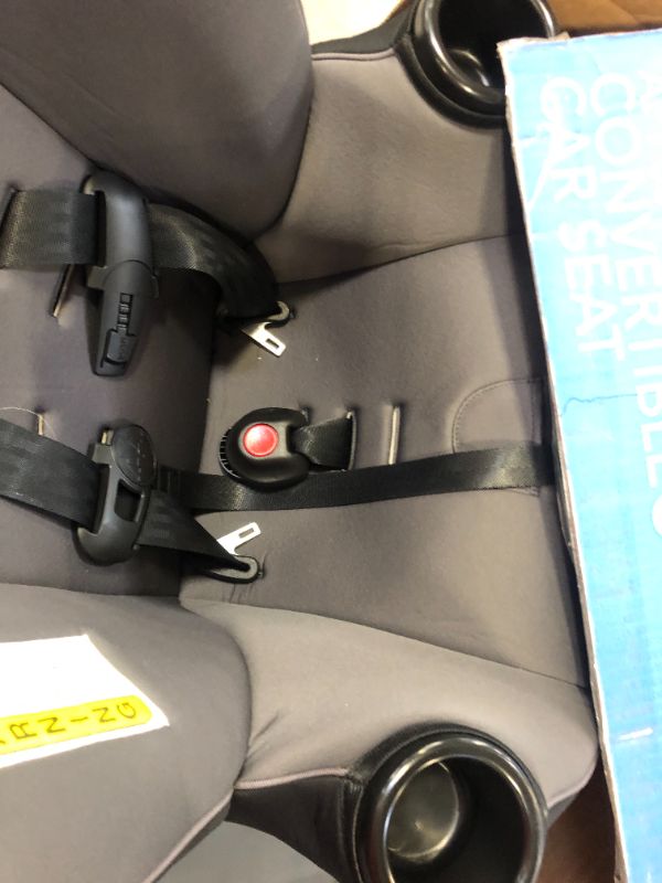 Photo 2 of Cosco Apt 50 Convertible Car Seat (Black Arrows)