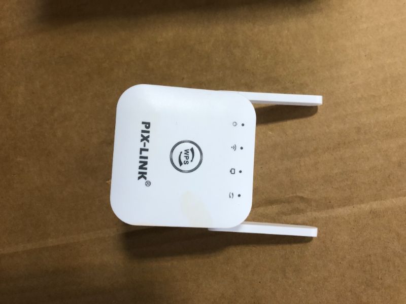 Photo 3 of PIXLINK 300Mbps WIFI Repeater 2.4Ghz Wireless Mini Router Extender With 2 External Antennas Home Network 802.11N/B/G WR22
