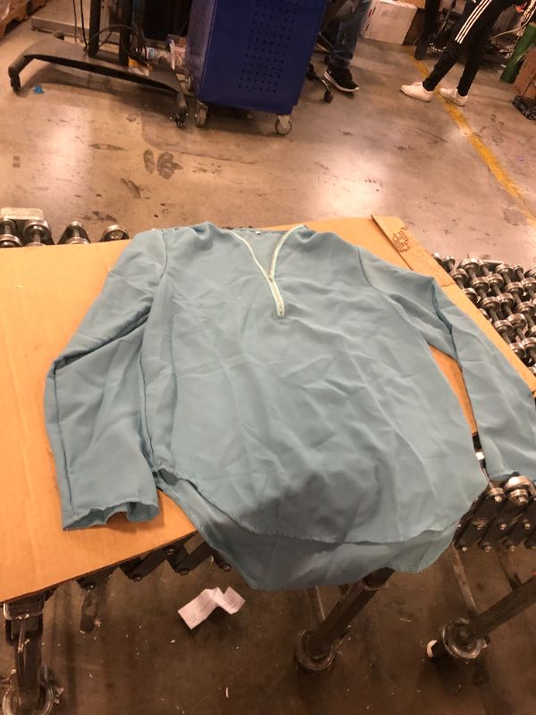 Photo 1 of adult XL shirt 
