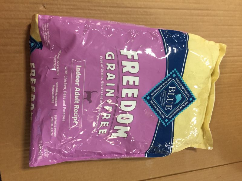 Photo 1 of Blue Buffalo Freedom Grain Free Indoor with Chicken, Peas & Potatoes Adult Premium Dry Cat Food
