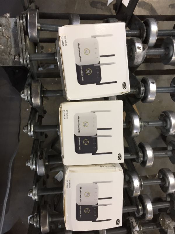 Photo 2 of ULTRA XTEND WIFI 3 PACK