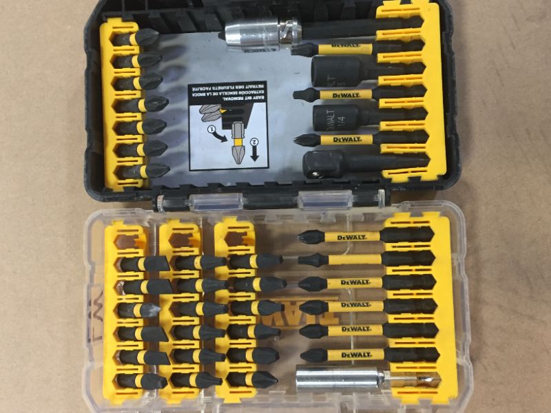 Photo 1 of dewalt drill bit set