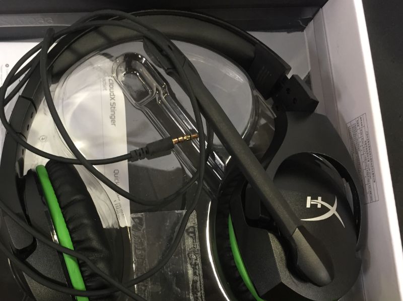 Photo 2 of xbox heavyweight sound headphones