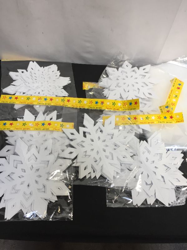 Photo 1 of 12 PIECE CHRISTMAS 3D HANGING SNOWFLAKE DECORATIONS PACK OF 7 SOLD AS IS