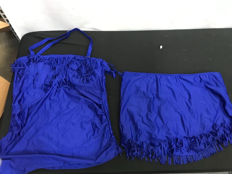 Photo 1 of WOMEN'S XL TWO PIECE TANKINI AND SKIRT WITH LINING SWIMSUIT