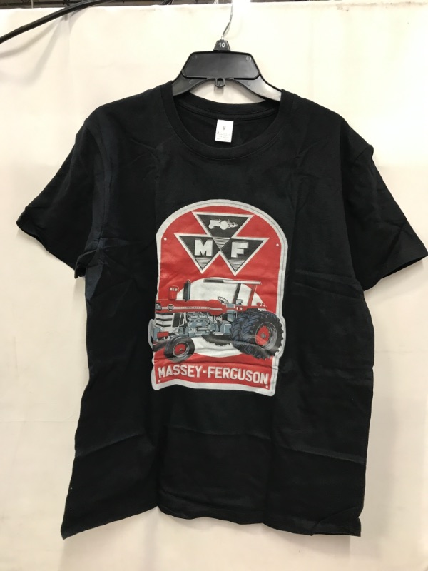 Photo 1 of men's  T-shirt size M