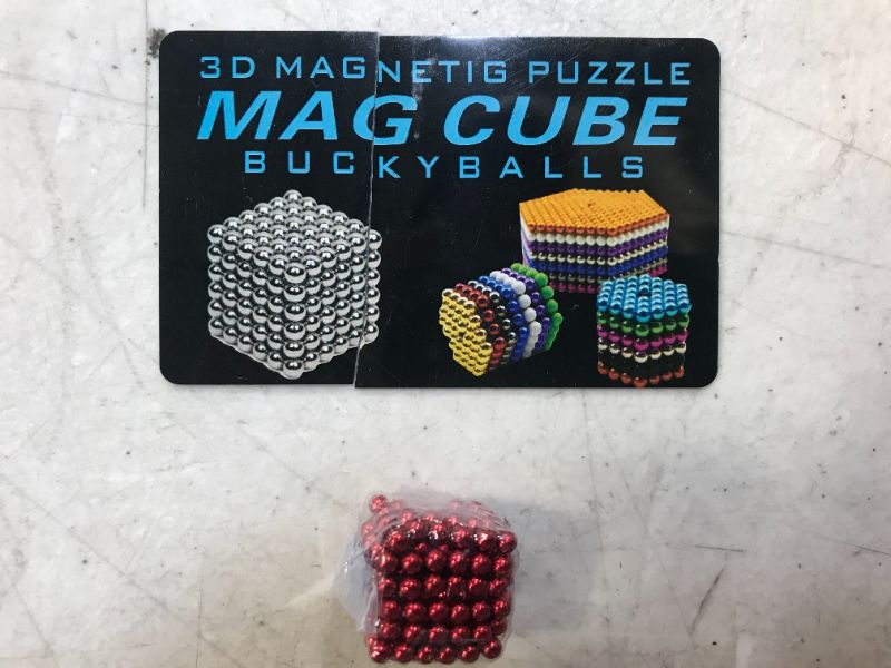 Photo 3 of 3d mag cube --small component 