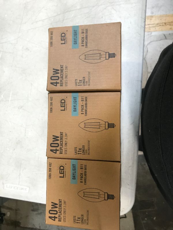 Photo 1 of 40-Watt Equivalent B11 Non-Dimmable Clear Glass Filament Vintage Edison LED Light Bulb Daylight (8-Pack)
3 boxes 