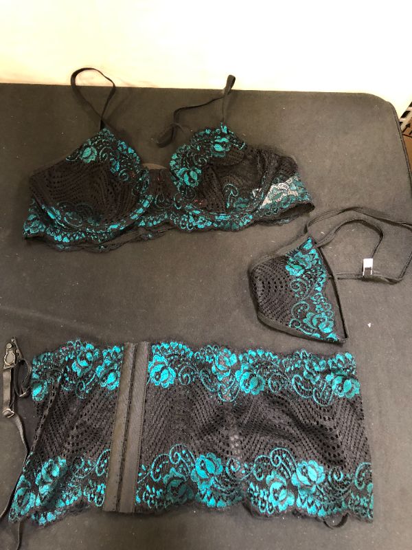 Photo 1 of size xl women lingerie set 