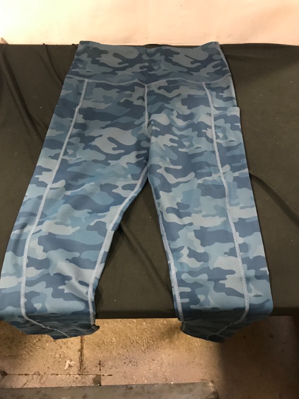 Photo 2 of Houmous women's high waisted pattern yoga pants 7/8 length leggings with pockets ( deep blue camo ) size M 