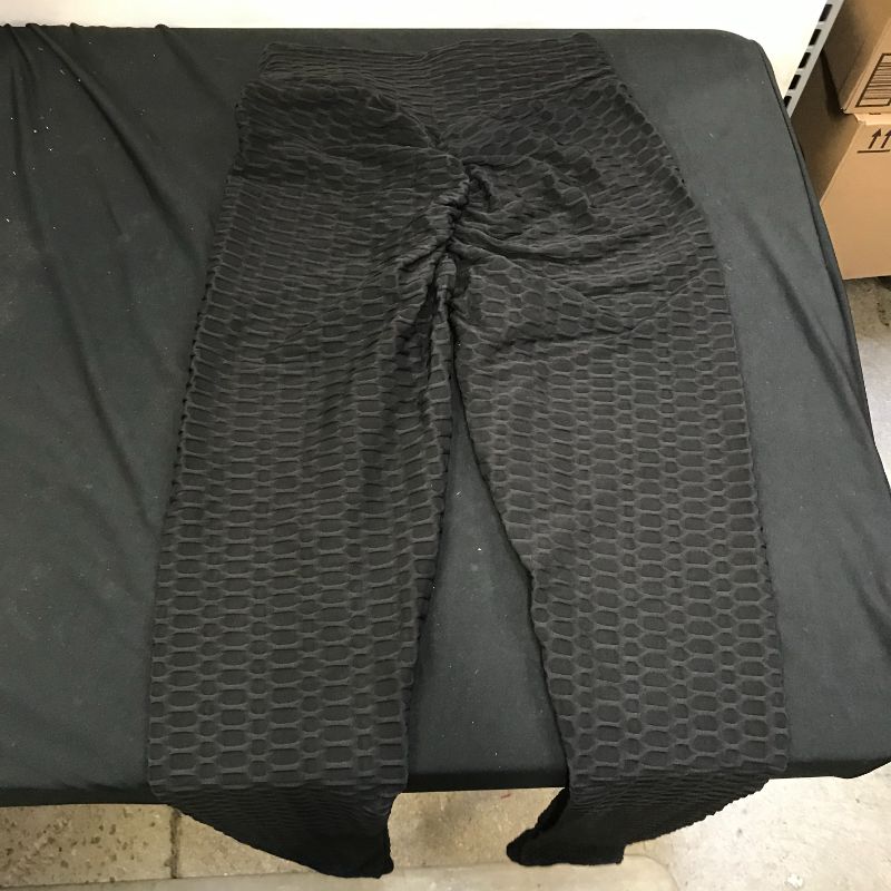 Photo 1 of 
 Fitness Yoga Workout Pants Tiktok Leggings for Women Scrunch Butt Lift size small 