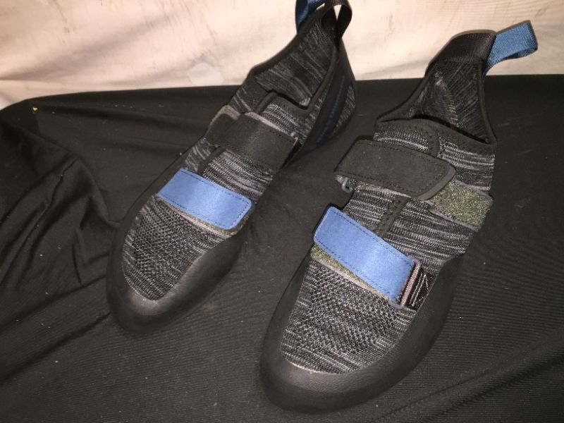 Photo 2 of Black Diamond Momentum Climbing Shoes - SS21
size 9.5 